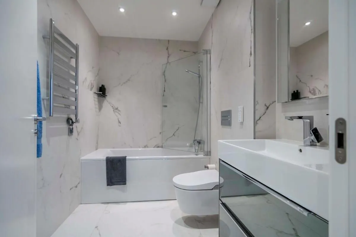 Apartment Luxury 4-Bedrooms In Rambla De Catalunya Barcelona
