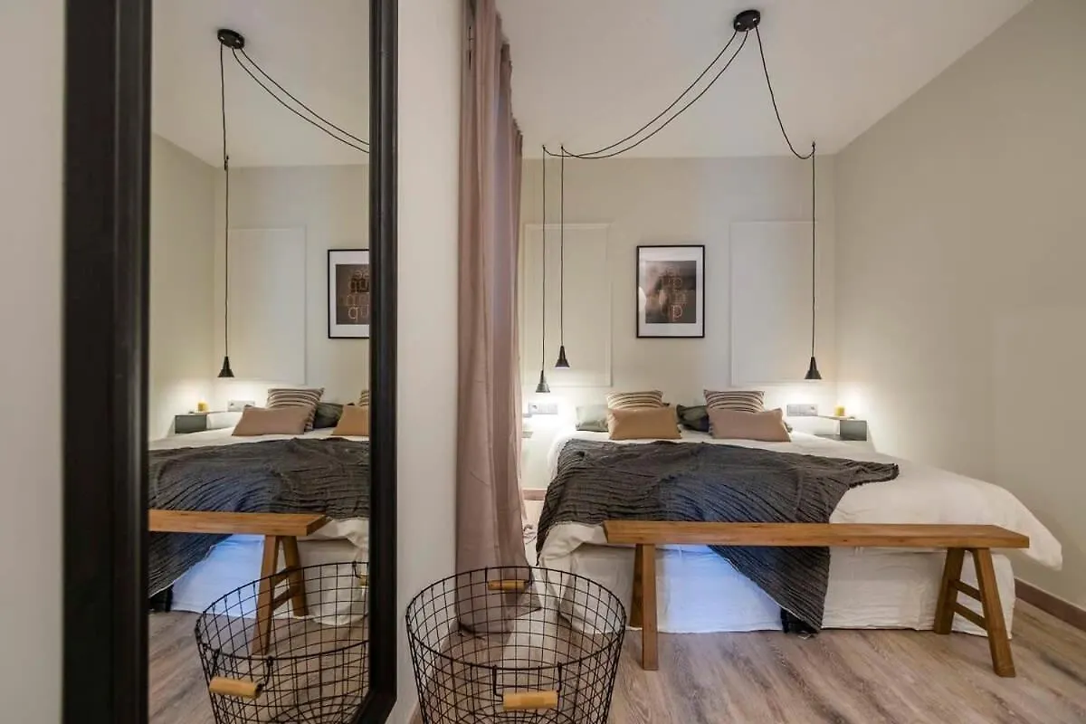 Luxury 4-Bedrooms In Rambla De Catalunya Barcelona 0*,