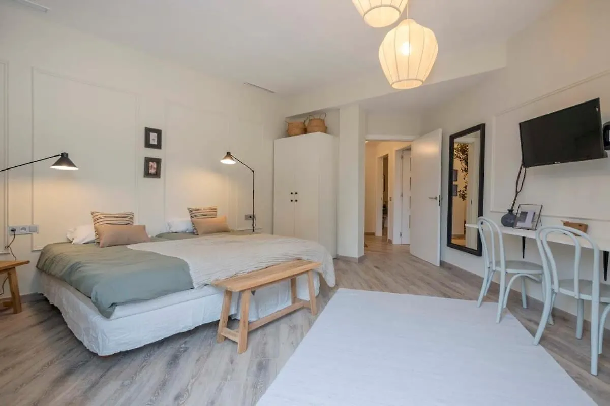 Apartment Luxury 4-Bedrooms In Rambla De Catalunya Barcelona
